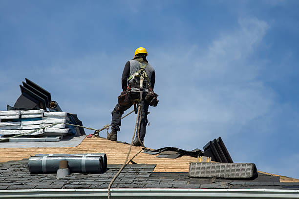 Professional Gutter Installation technician working in Richmond, TX